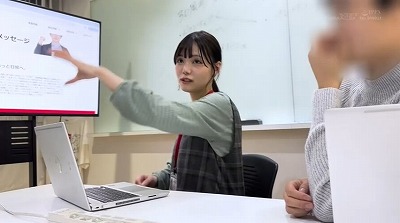 【特典版】宣伝部 松永あかり 初AV出演